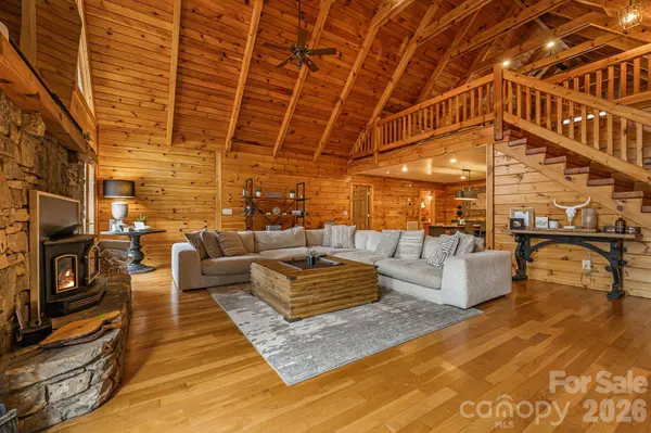 131 Trillium Glen DR, Mars Hill, NC 28754