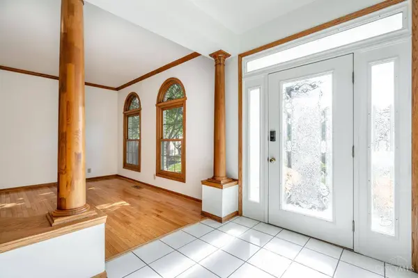 7977 Quail Meadow Ln, West Chester, OH 45069