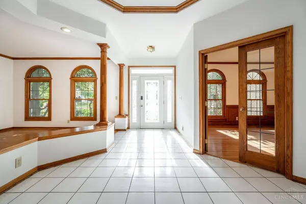 7977 Quail Meadow Ln, West Chester, OH 45069