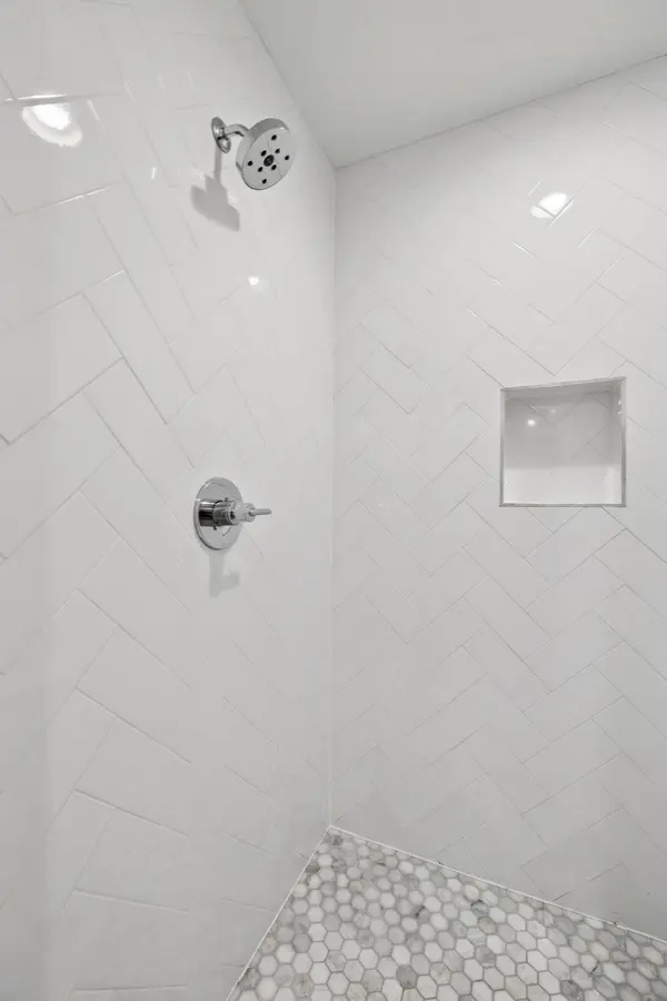 1037D Scovel St, Nashville, TN 37208