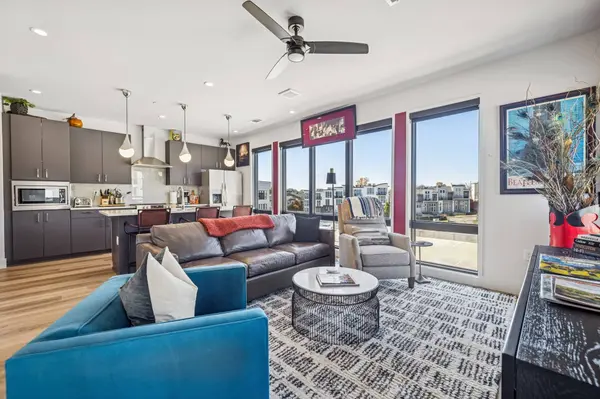 303 31st Ave #N #517, Nashville, TN 37203