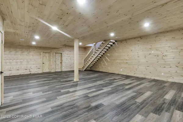 219 Petrarch TRL, Albrightsville, PA 18210