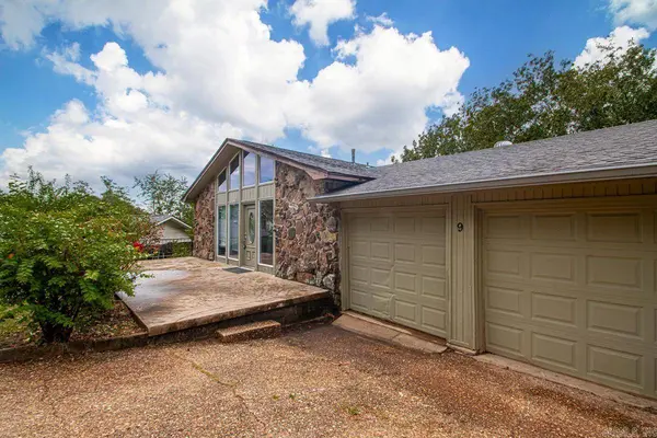 9 Blackstone circle, North Little Rock, AR 72118-2617