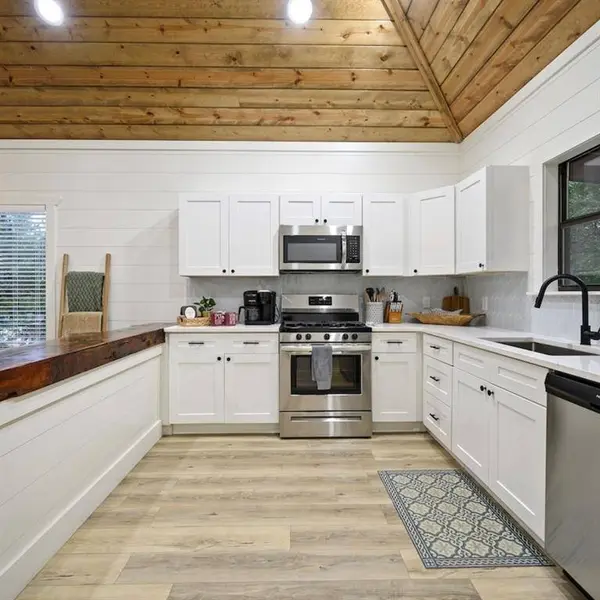 107 Wildcat TRL, Broken Bow, OK 74728