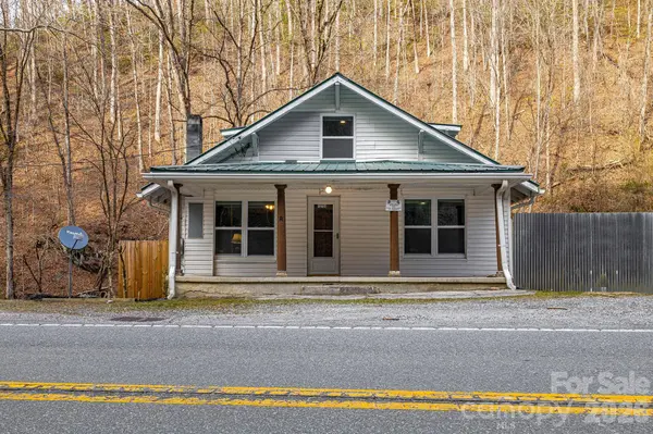 12730 Hwy 19 W None, Bryson City, NC 28713