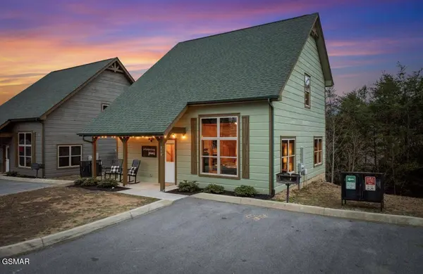 844 Osprey WAY, Pigeon Forge, TN 37863