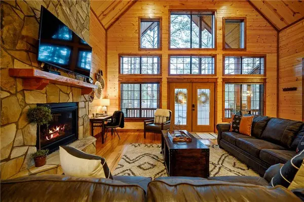 299 Sugarberry TRL, Broken Bow, OK 74728