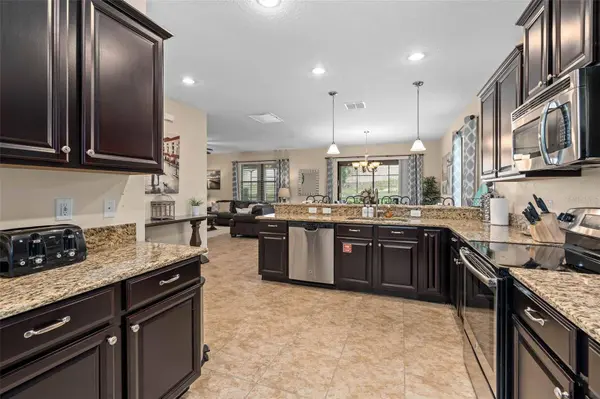 1476 MOON VALLEY DR, Davenport, FL 33896