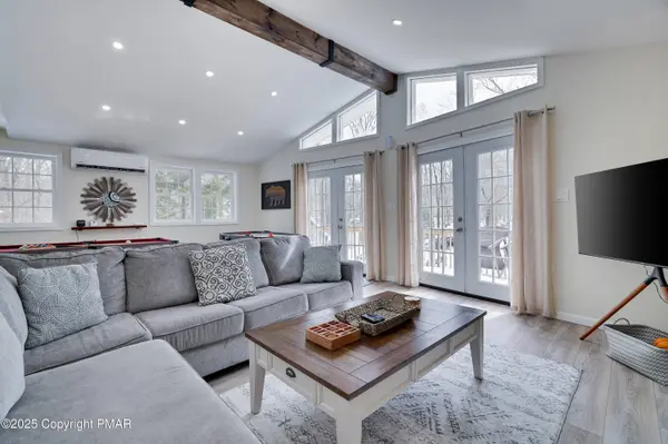 1332 Winding WAY, Tobyhanna, PA 18466