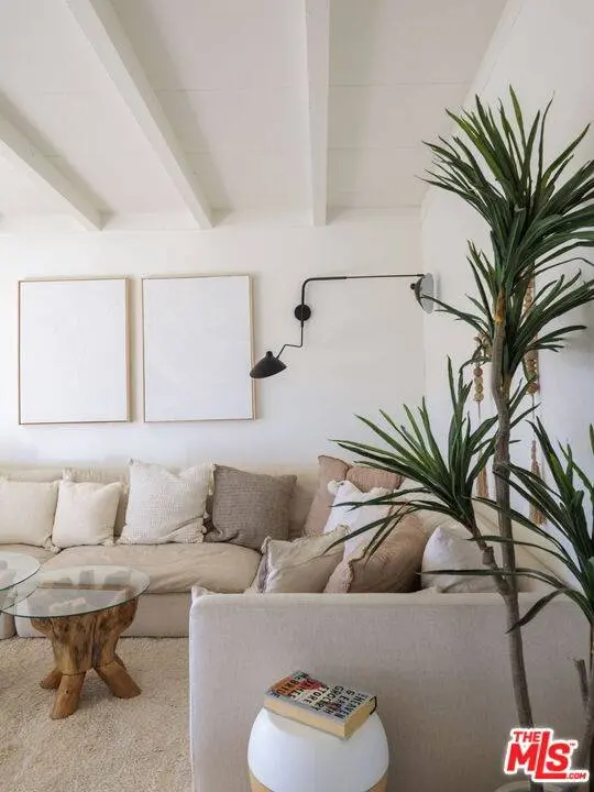 59856 Sun Mesa Dr, Yucca Valley, CA 92284