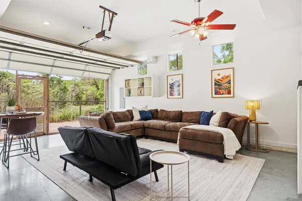 364 Old 71, Cedar Creek, TX 78612