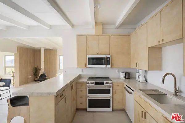 59856 Sun Mesa Dr, Yucca Valley, CA 92284