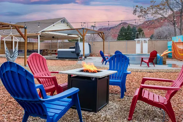 170 E 100 N, Kanab, UT 84741