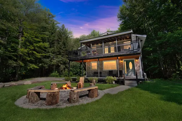 Lost Valley Rd, North Woodstock, NH 03262