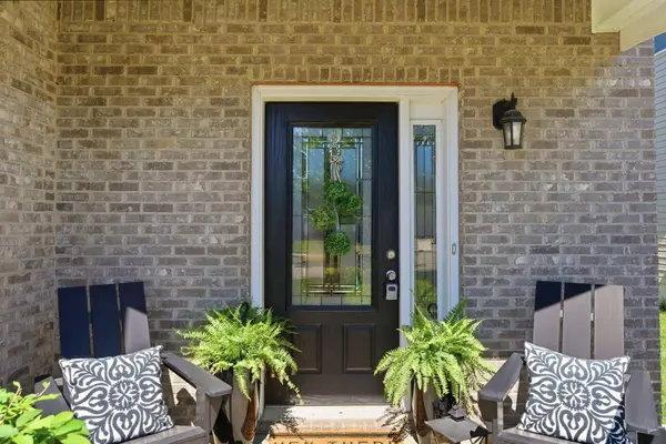 1002 Sugarbush Trail, Lexington, KY 40509