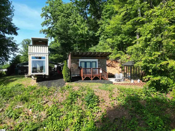 3806 Highlands Highway, Walhalla, SC 29691