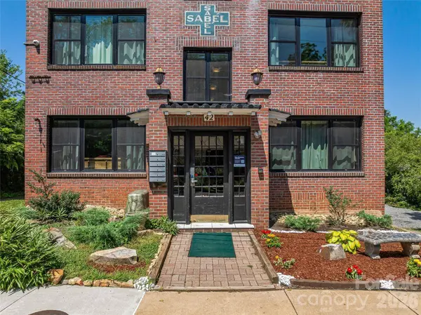 42 Furman AVE, Asheville, NC 28801