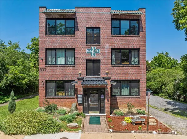 42 Furman AVE, Asheville, NC 28801