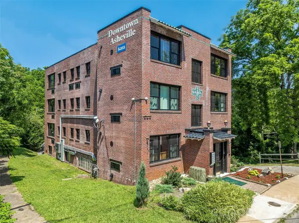 42 Furman AVE, Asheville, NC 28801