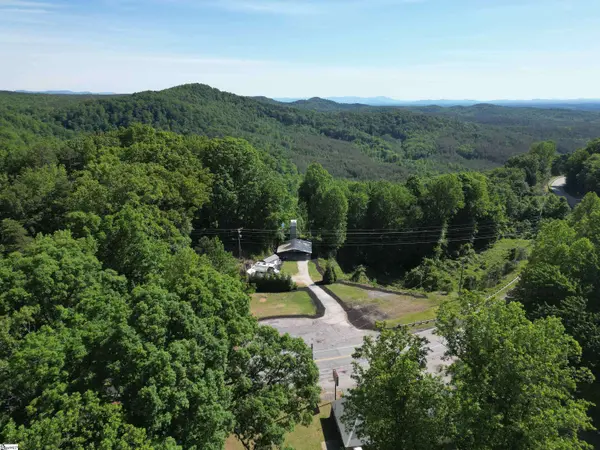 3806 Highlands Highway, Walhalla, SC 29691
