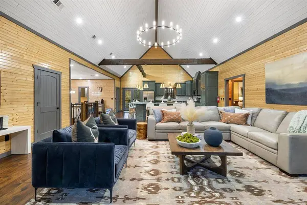 92 Pine Ridge TRL, Broken Bow, OK 74728