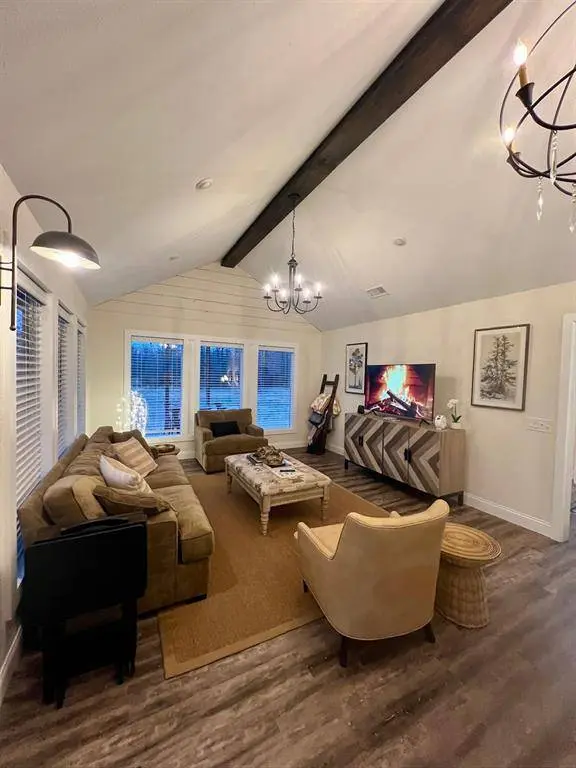 1654 Rhoden RD, Broken Bow, OK 74728