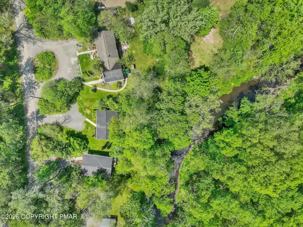 1462&1466 Pocono LN, Bartonsville, PA 18321
