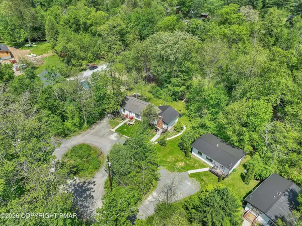 1466 Pocono LN, Bartonsville, PA 18321