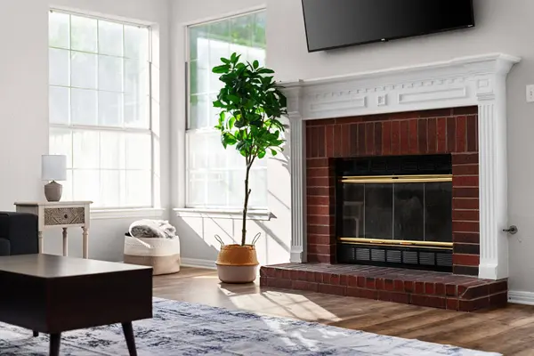 1247 Rocky Creek DR, Pflugerville, TX 78660