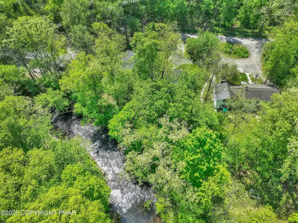 1466 Pocono LN, Bartonsville, PA 18321