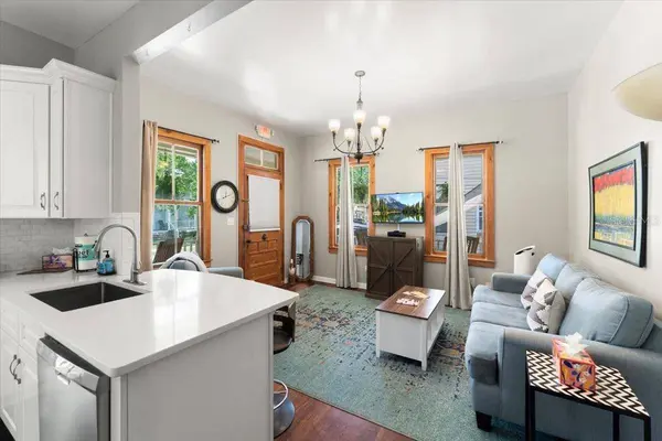 9 SARAGOSSA ST, St Augustine, FL 32084