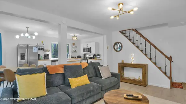 1204 Winding WAY, Tobyhanna, PA 18466