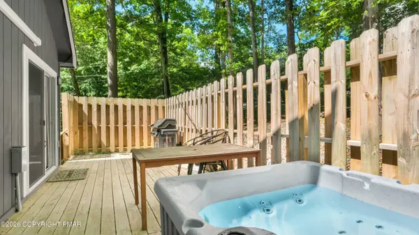 227 Julian TER, East Stroudsburg, PA 18301