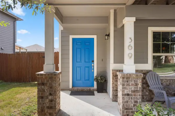 369 S Brook DR, Leander, TX 78641