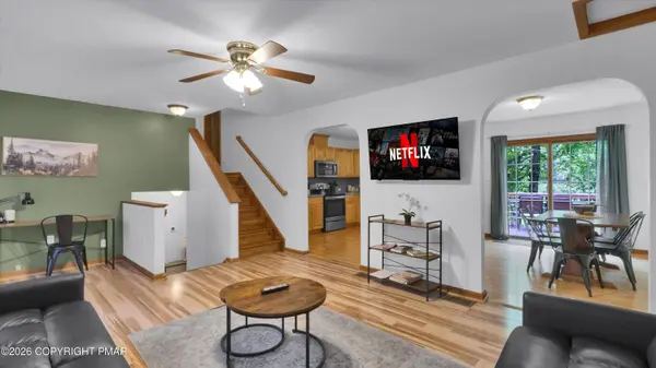 1727 Clover RD, Long Pond, PA 18334