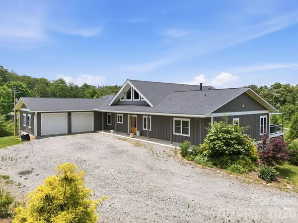 41 Bell Sprinkle RD, Weaverville, NC 28787