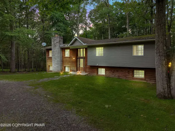 1744 Stag RUN, Pocono Lake, PA 18347