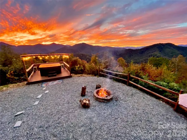 946, 140, 83 Honeysuckle RDG, Almond, NC 28702
