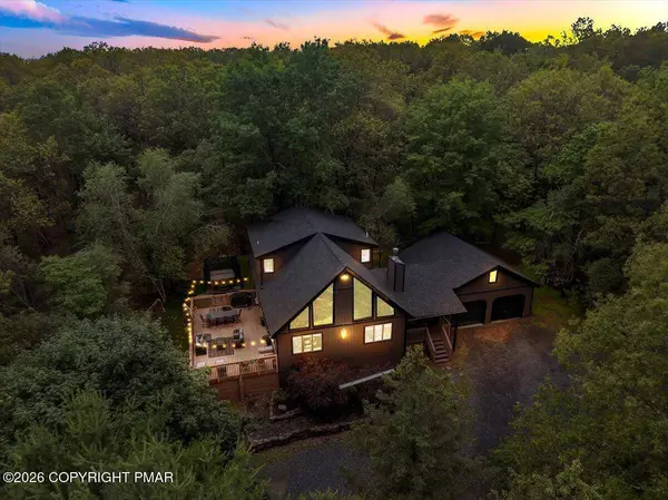 167 Valley View DR, Albrightsville, PA 18210