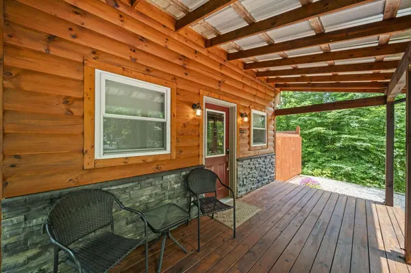 13404 Stout Road, Logan, OH 43138