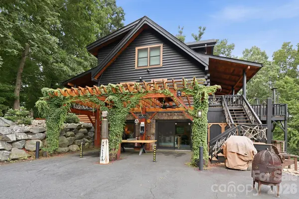 206 Hamlet DR, Burnsville, NC 28714
