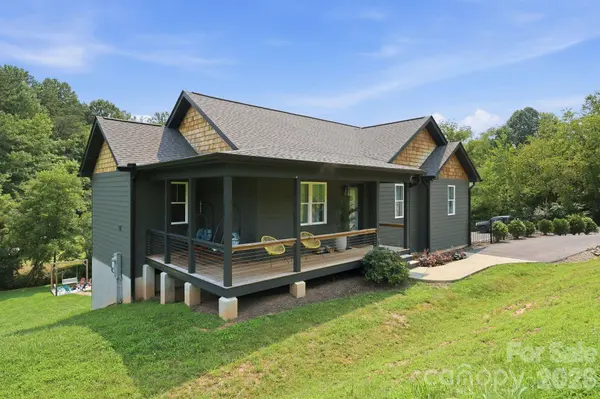 322 Goughes Branch RD, Leicester, NC 28748