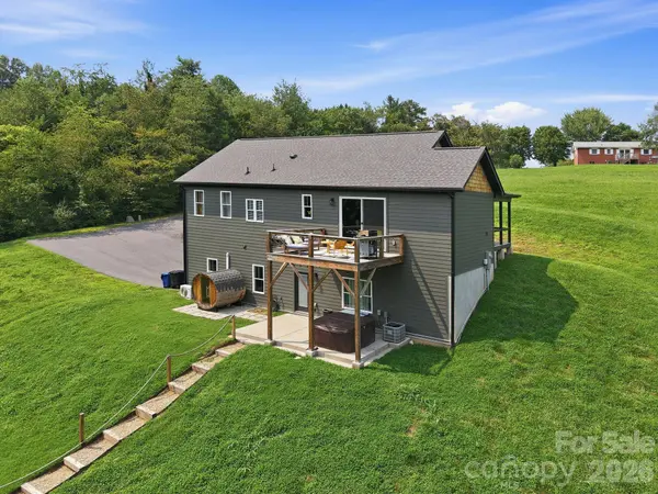 322 Goughes Branch RD, Leicester, NC 28748