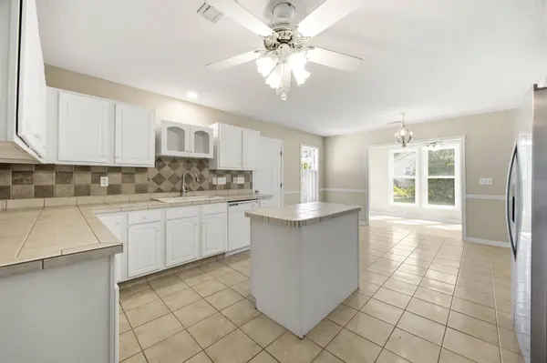 2208 Seaford Dr., Longs, SC 29568