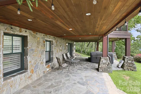 419 Summit TRL, Banner Elk, NC 28604