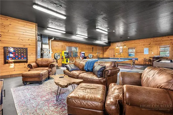 419 Summit TRL, Banner Elk, NC 28604