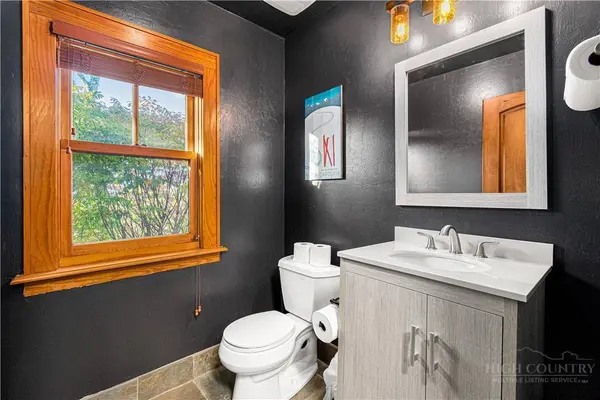 419 Summit TRL, Banner Elk, NC 28604