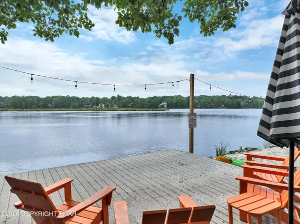 2549 Waterfront DR, Tobyhanna, PA 18466