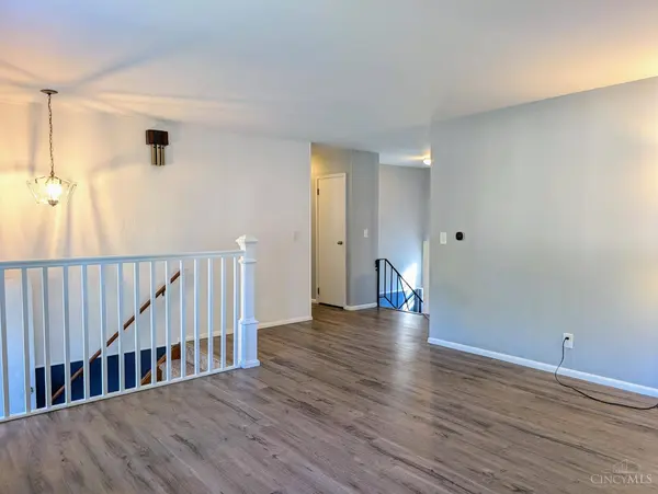 32 Yellowdale Dr, Fairfield, OH 45014