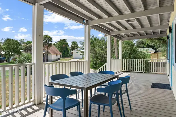 201 Circle DR, Panama City Beach, FL 32413